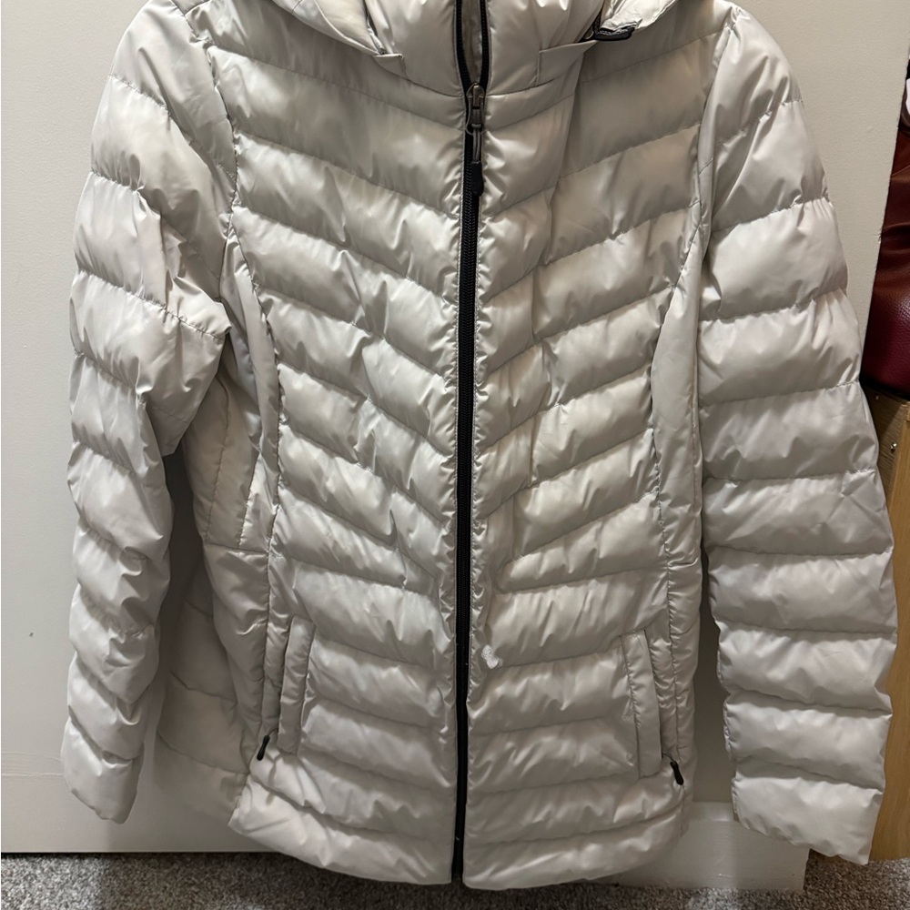 32 Degrees Women's Silver Puffer Jacket